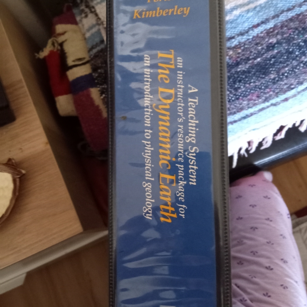 Instructor's resource package for The Dynamic Earth